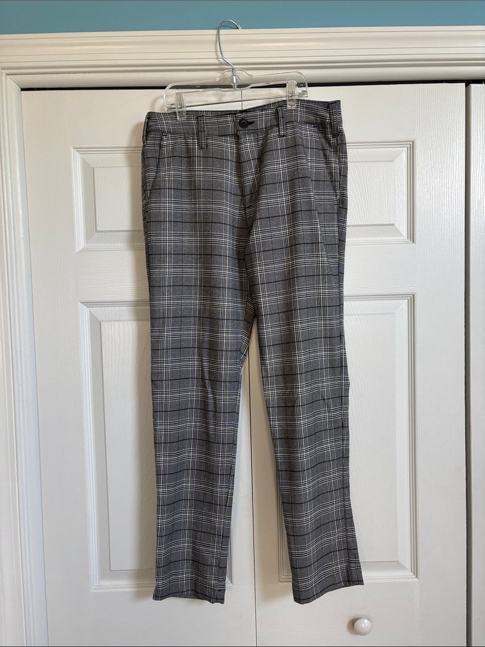 Hollister Men's Gray Plaid Straight-Leg Chinos